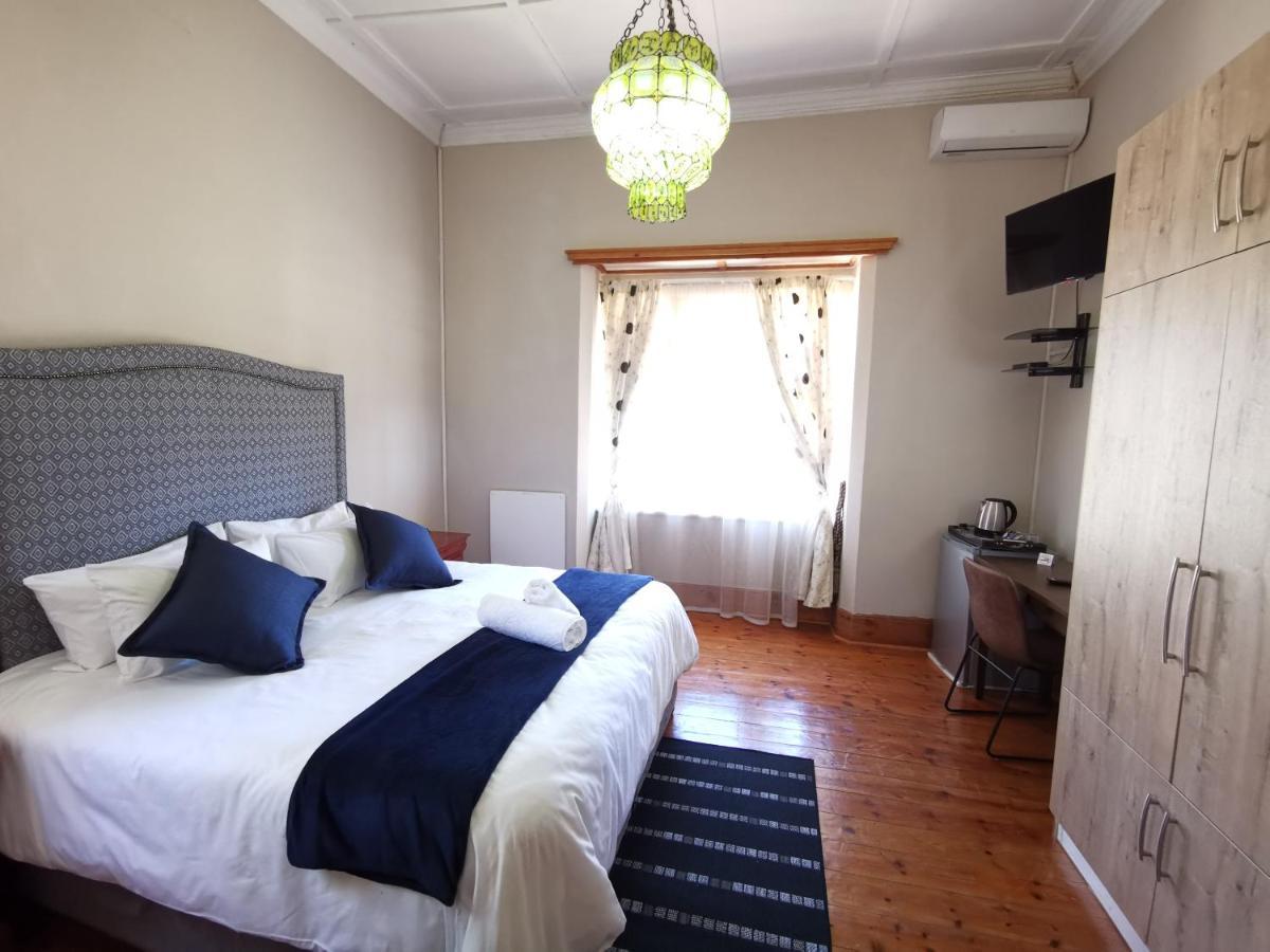 Lucolo Palace B&B Aliwal North Luaran gambar
