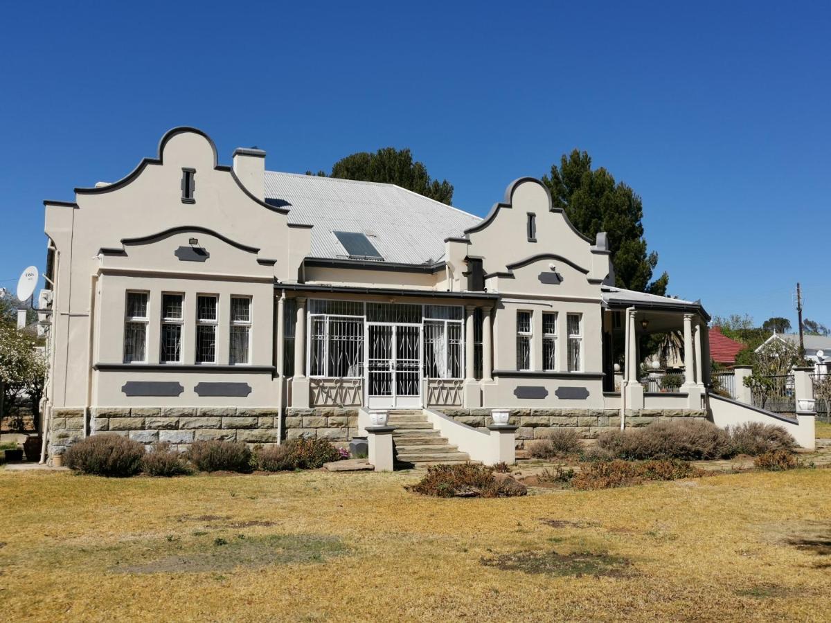 Lucolo Palace B&B Aliwal North Luaran gambar