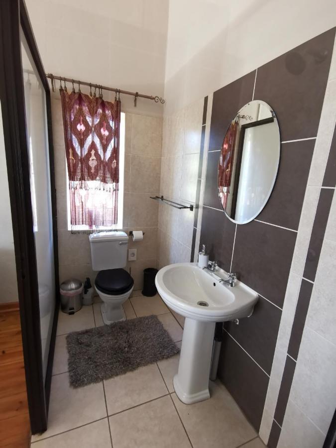 Lucolo Palace B&B Aliwal North Luaran gambar