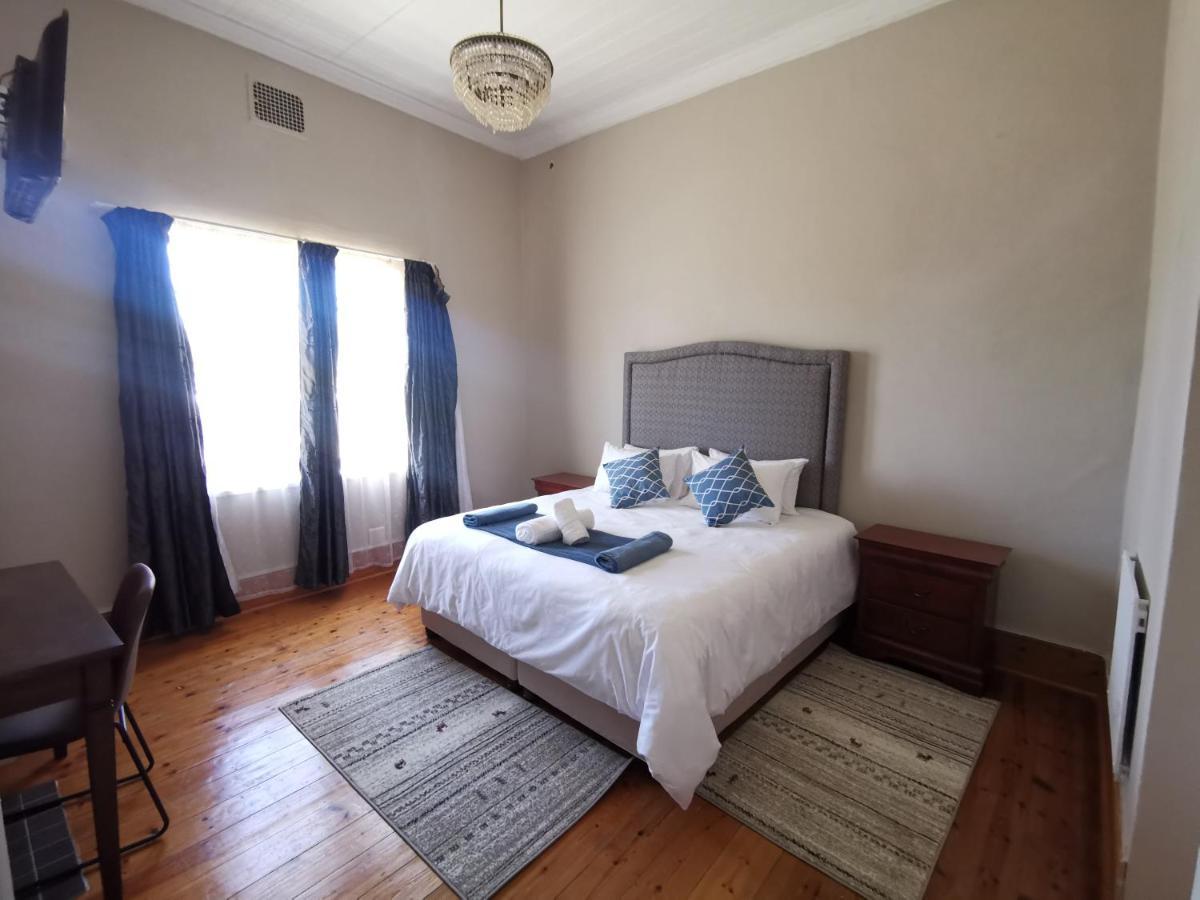 Lucolo Palace B&B Aliwal North Luaran gambar