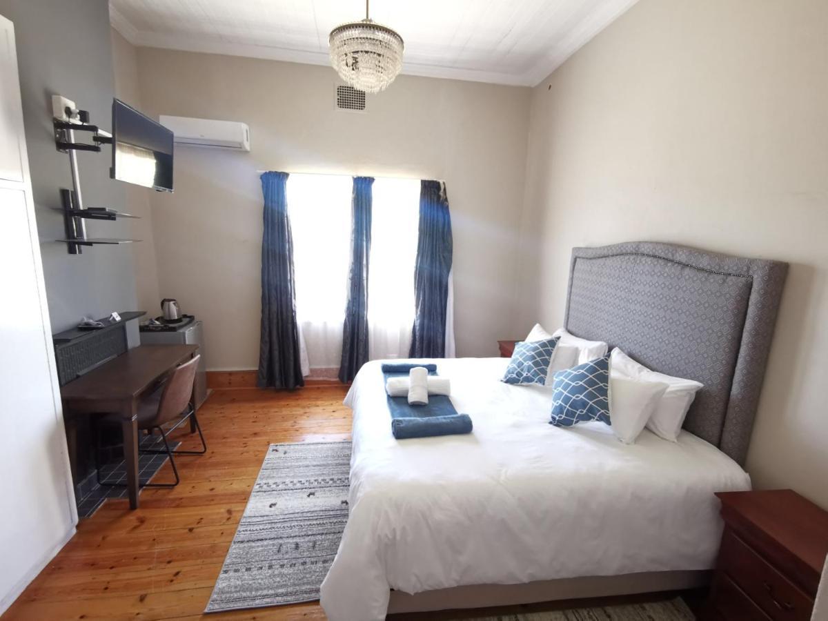 Lucolo Palace B&B Aliwal North Luaran gambar